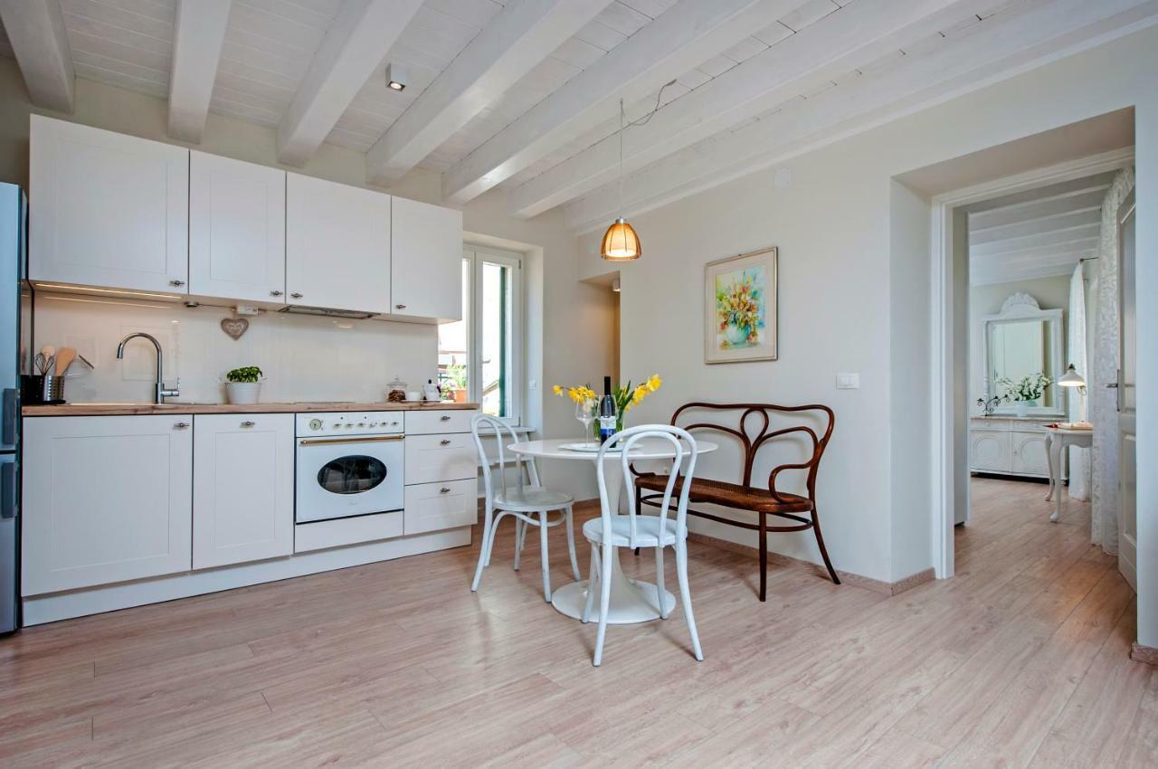 Casa Sbisa' Apartment 罗维尼 外观 照片