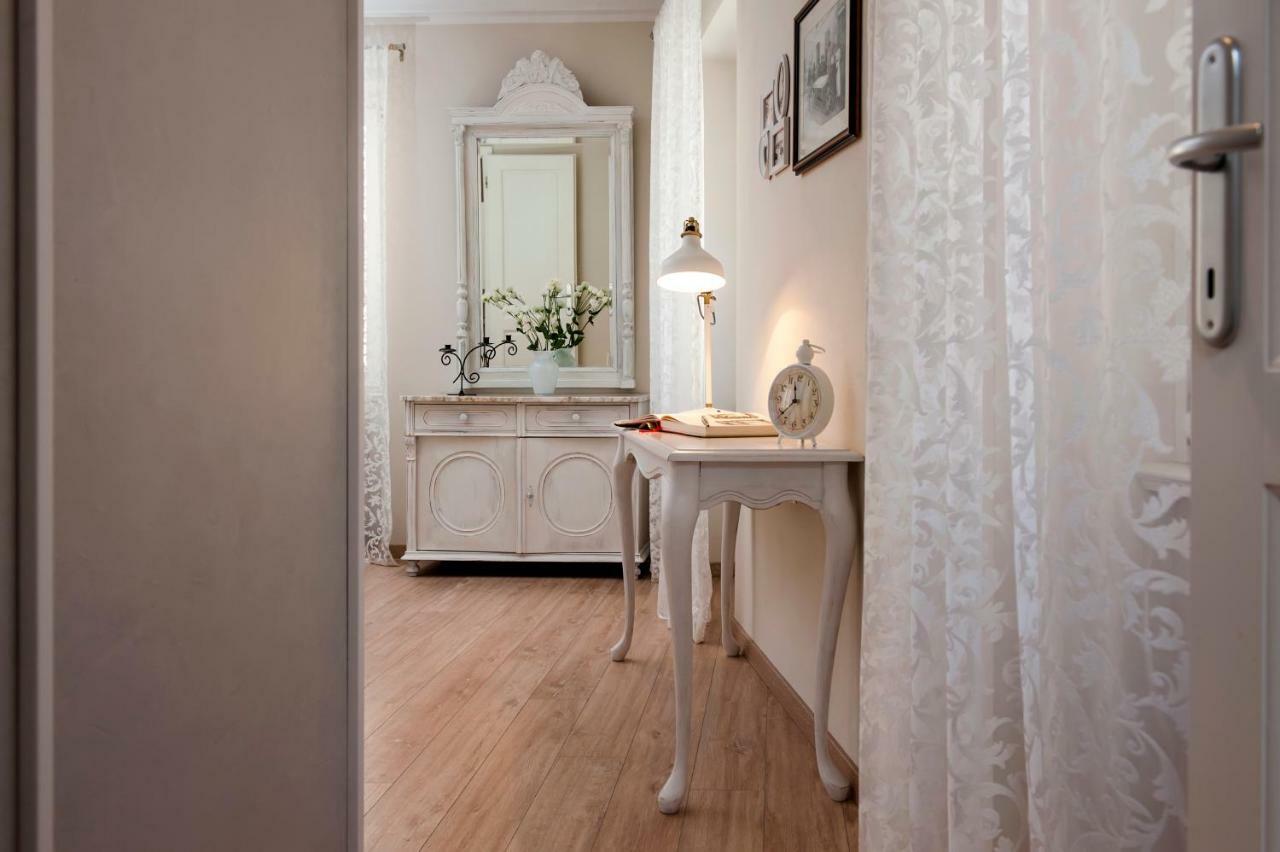Casa Sbisa' Apartment 罗维尼 外观 照片
