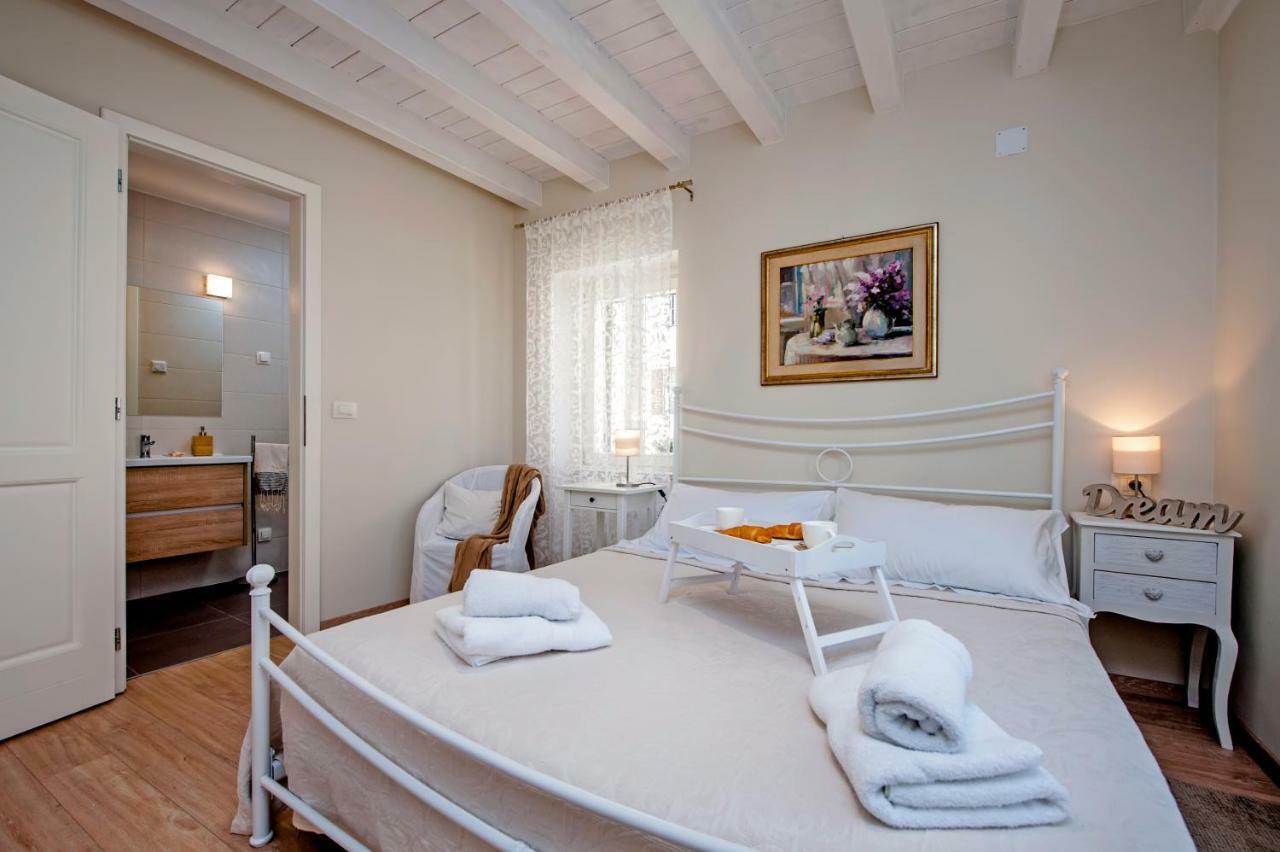 Casa Sbisa' Apartment 罗维尼 外观 照片
